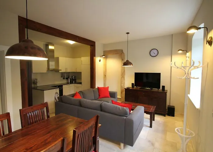 Felsenkeller Bielatal * Rosenthal-Bielatal